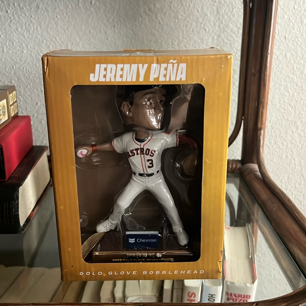 Houston Astros Jeremy Peña Gold Glove Bobblehead